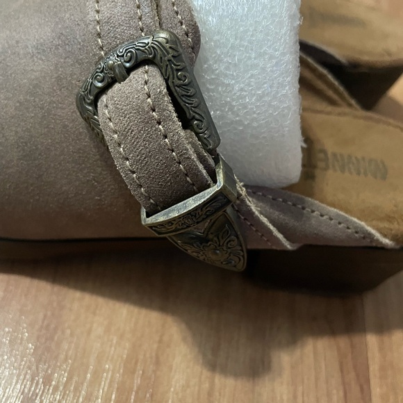 Minnetonka Suede Billie Mules Sz 7 - Picture 5 of 9